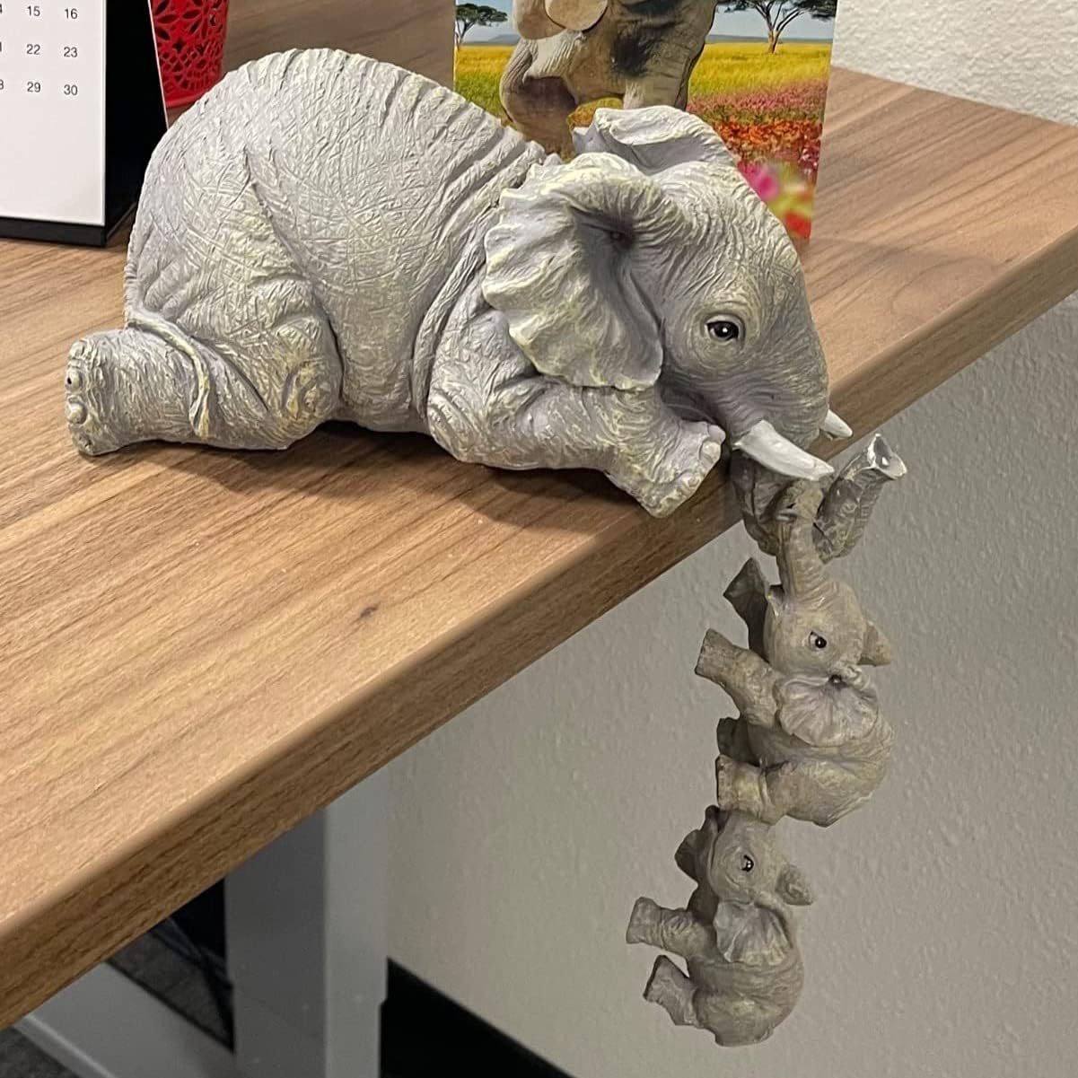 Elephant Family Design Statue, Mother Elephant Hanging Baby Elephants, 3 Pieces Set Desktop Ornament, Animal Themed Home Decor Accent, Desktop Decoration For Living Room Bedroom, Home Decor Accessory